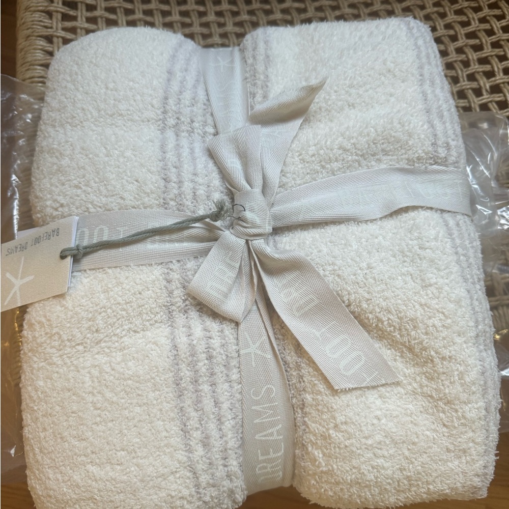 Barefoot Dreams Blanket